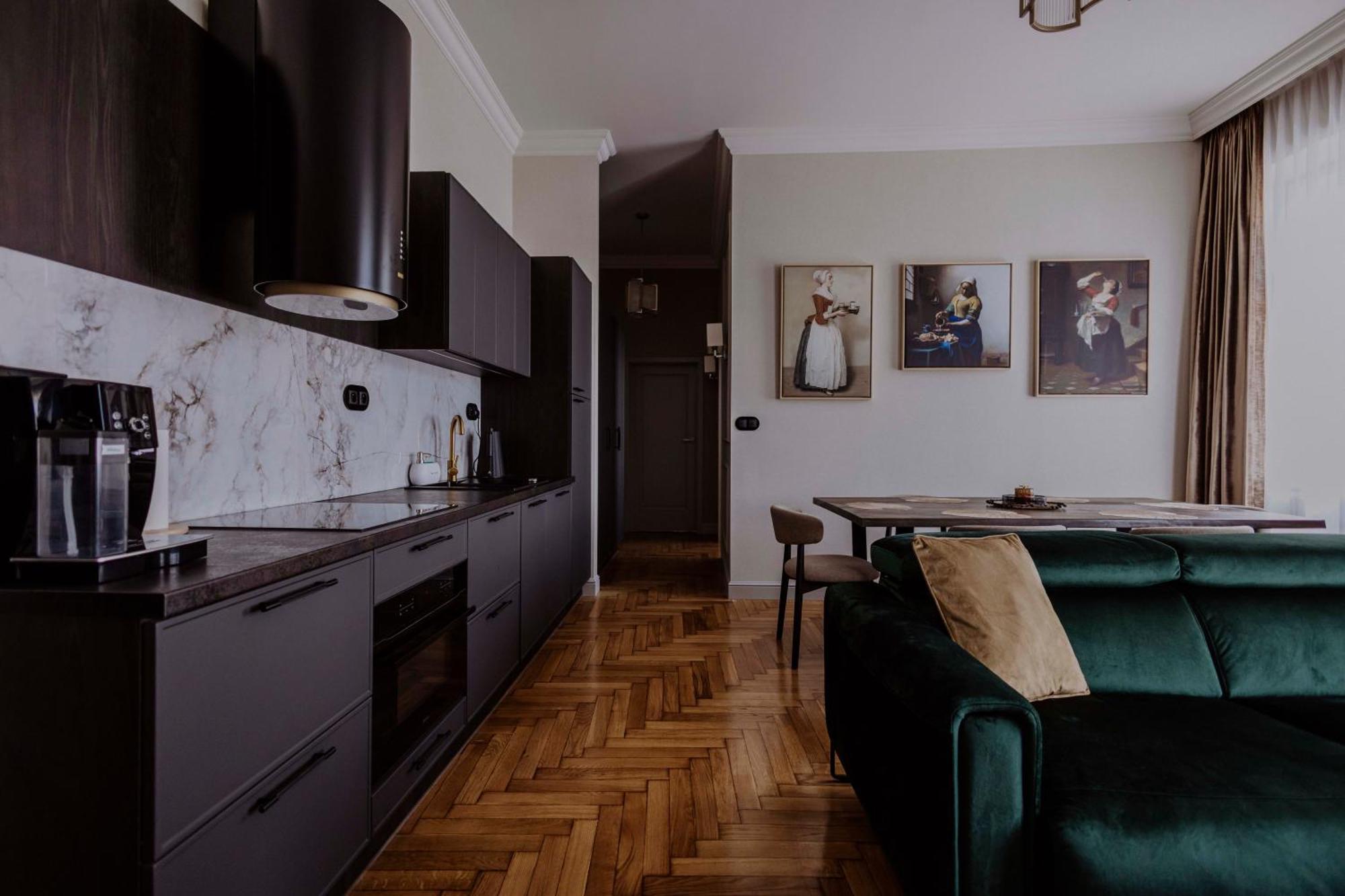 Crown Pearl - Wonderful Apartment, 110Scm, 4 Rooms Krakow Exterior photo
