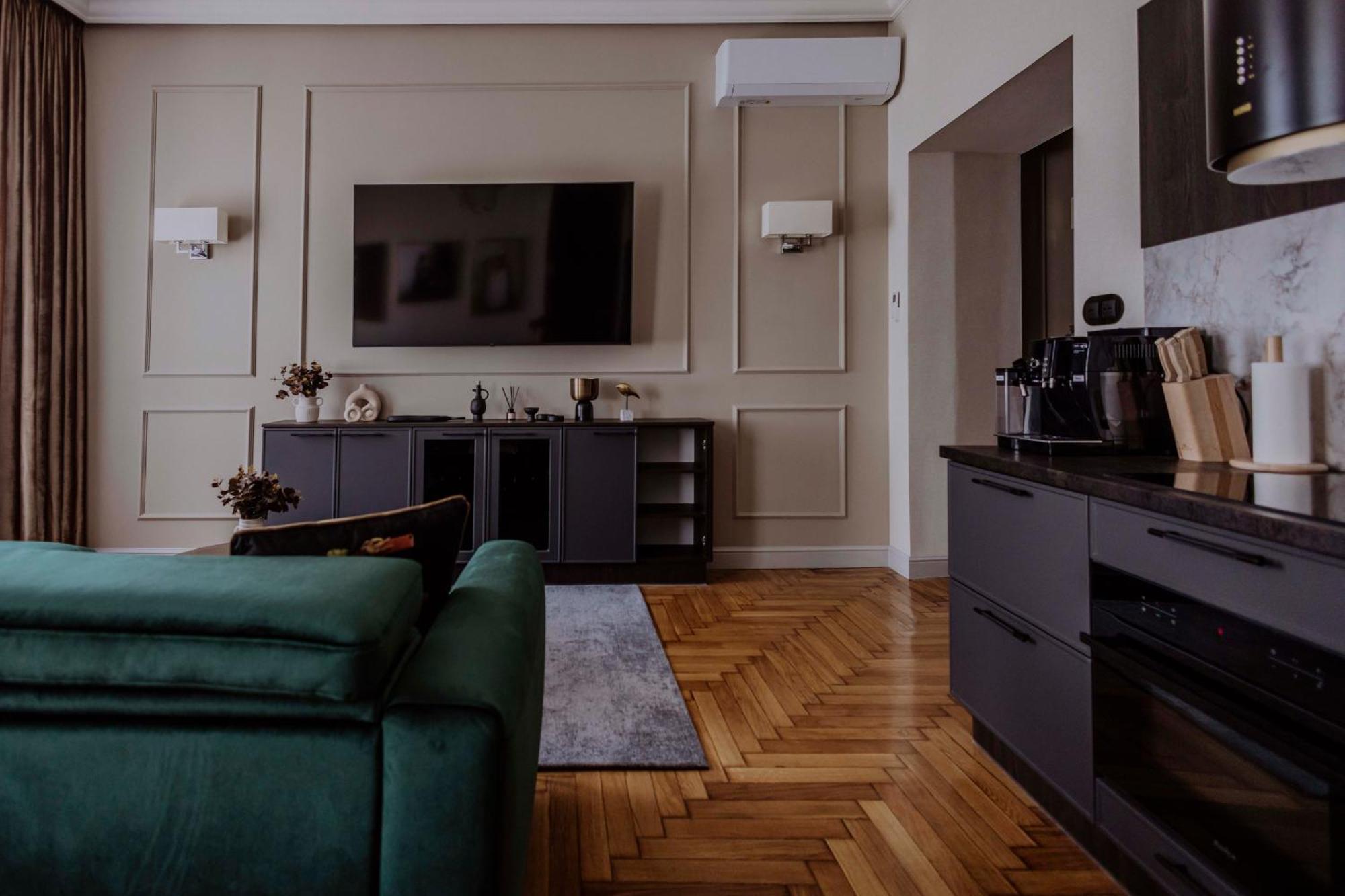 Crown Pearl - Wonderful Apartment, 110Scm, 4 Rooms Krakow Exterior photo